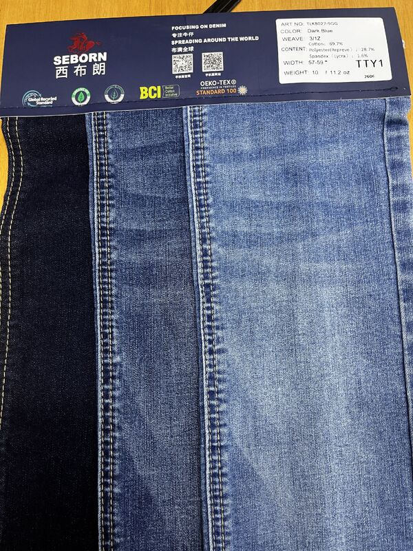 Vertical Slub Denim Fabric with 69.7% Cotton and 57-59