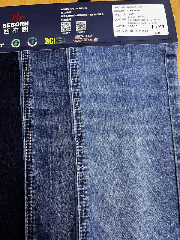 Vertical Slub Denim Fabric with 69.7% Cotton and 57-59